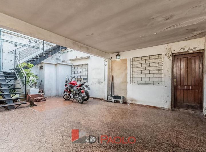 Venta Casa 7 ambientes en Villa Lynch 5
