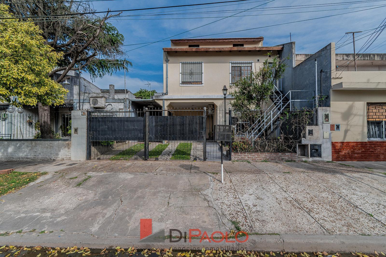 Venta casa multifamiliar en Ciudad Jardín El Libertador