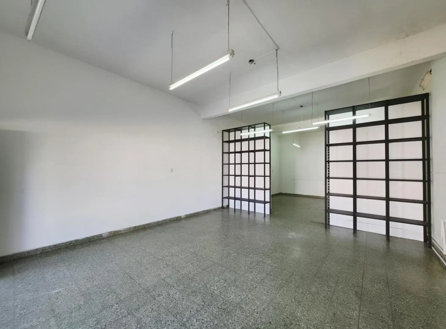 Alquiler Local en Villa Bosch zona comercial y escolar 2