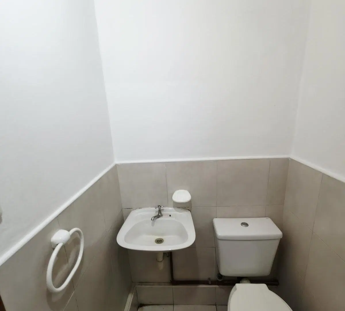 Alquiler Local en Villa Bosch zona comercial y escolar 4