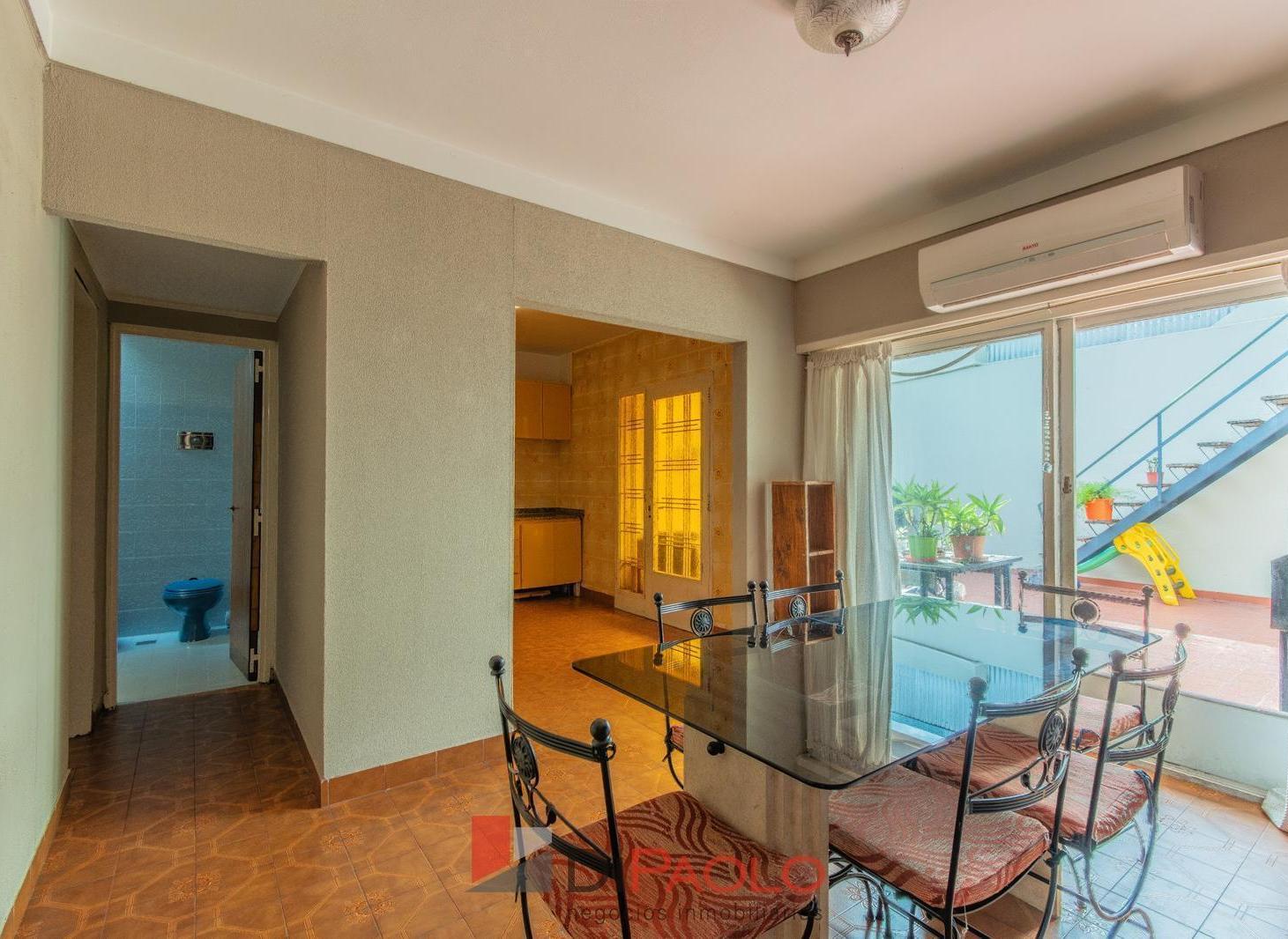 Venta PH 4 ambientes con terraza en Caseros
