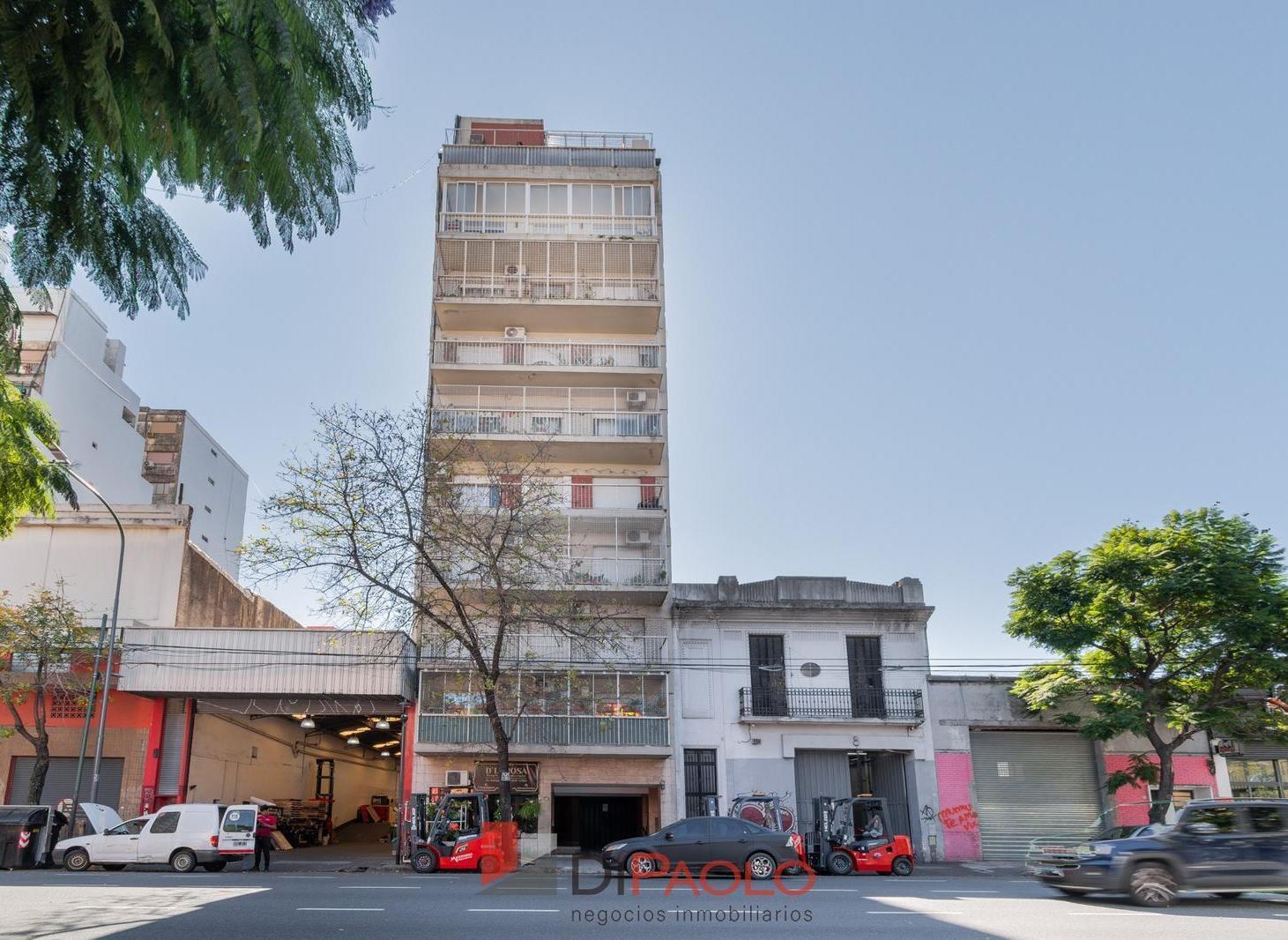 Venta departamento 2 ambientes con balcon en Boedo