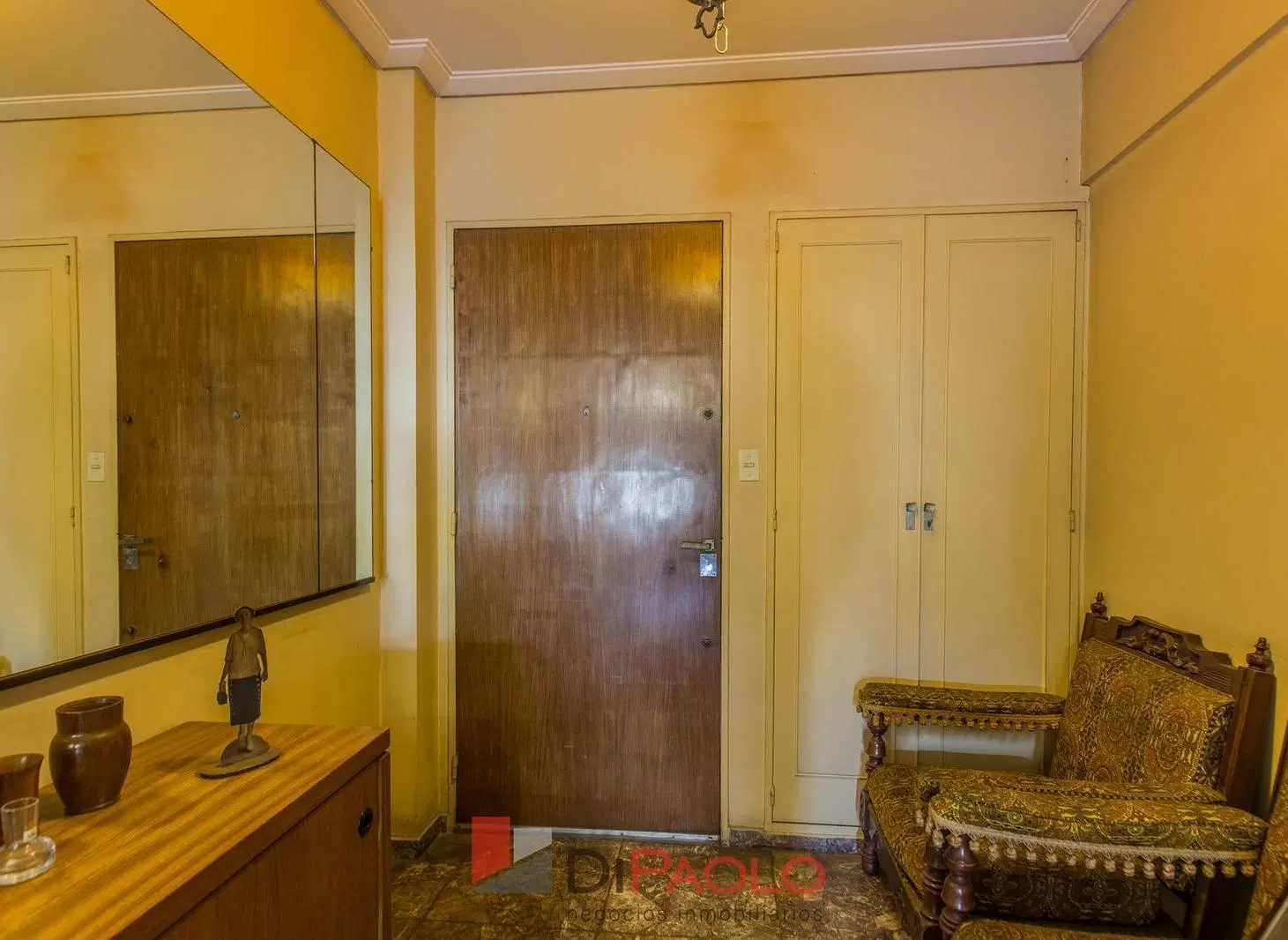 Venta departamento 3 ambientes con balcon corrido en Villa Devoto 5
