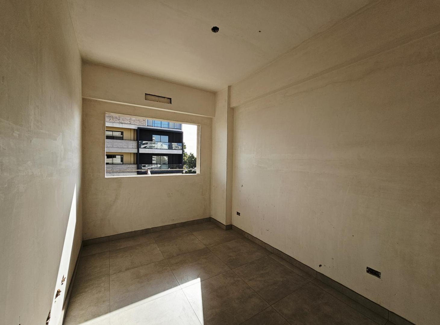 Venta departamento 3 ambientes con cochera a estrenar en Caseros