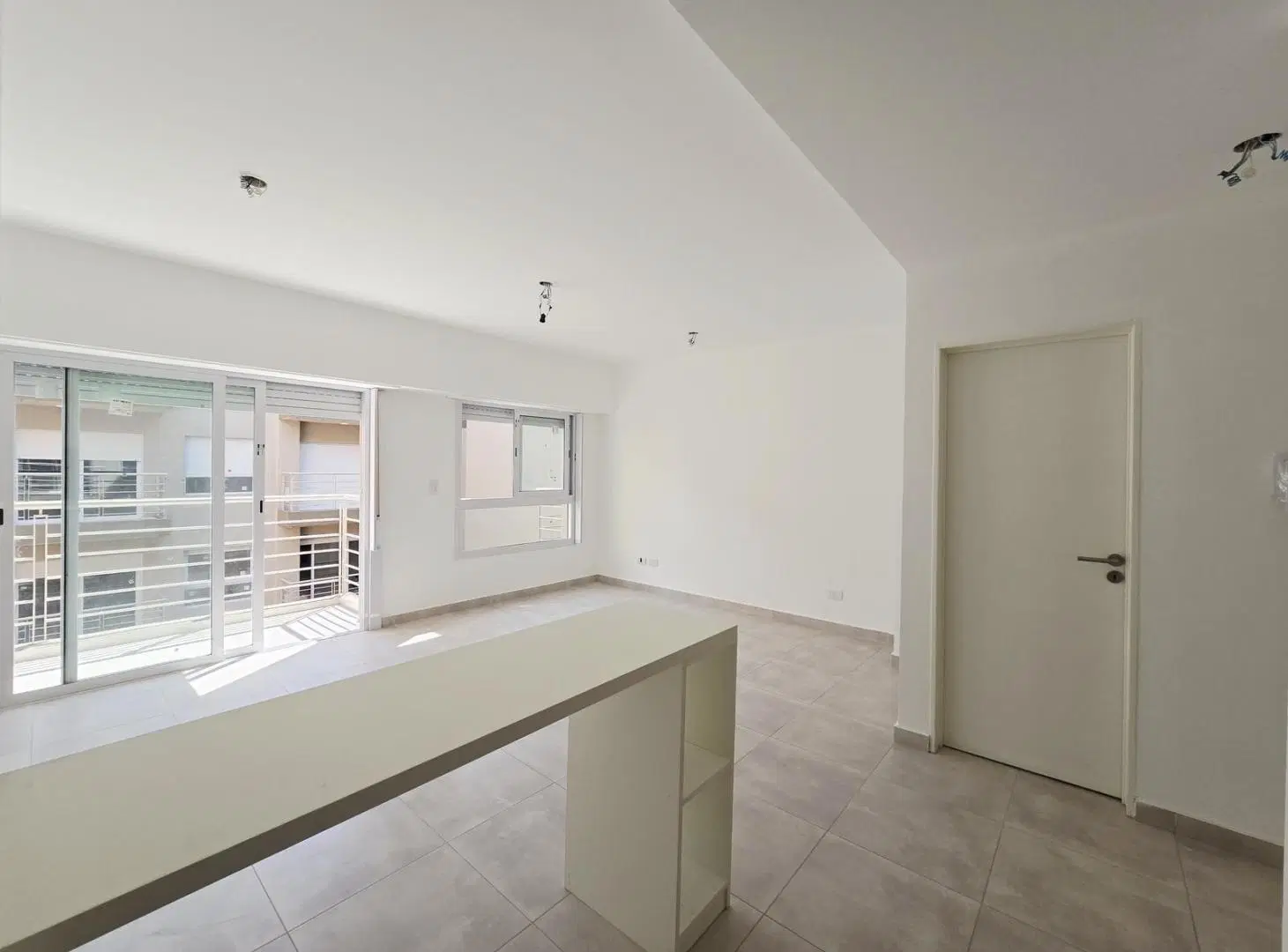 Alquiler Departamento Monoambiente a Estrenar en Martin Coronado 3