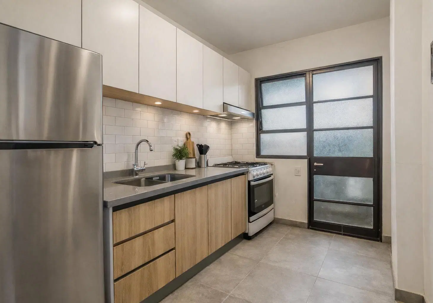 Venta de departamento 2 ambientes con balcón y cochera en san martin centro 2