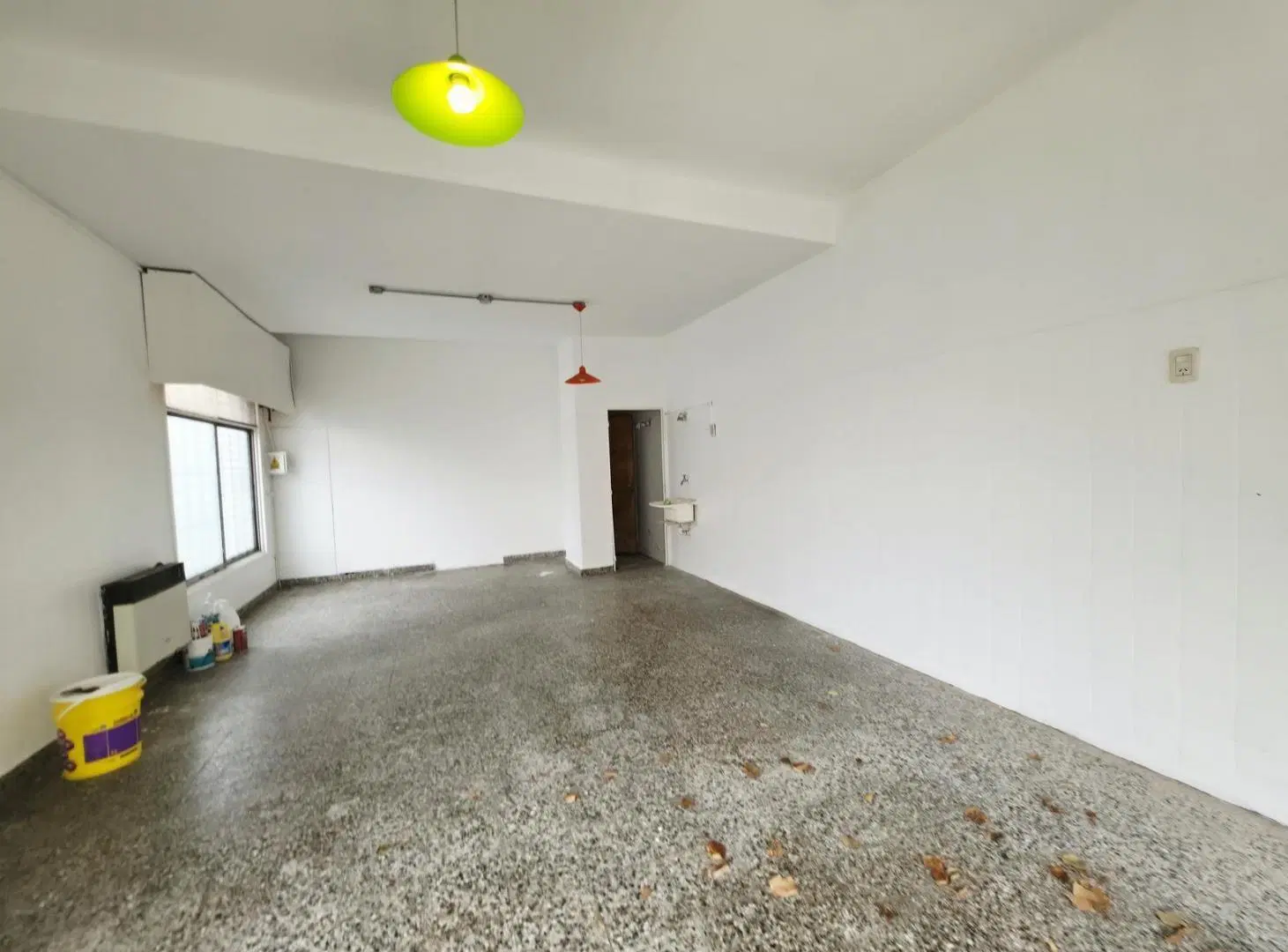 Alquiler Local en Villa Lynch 4