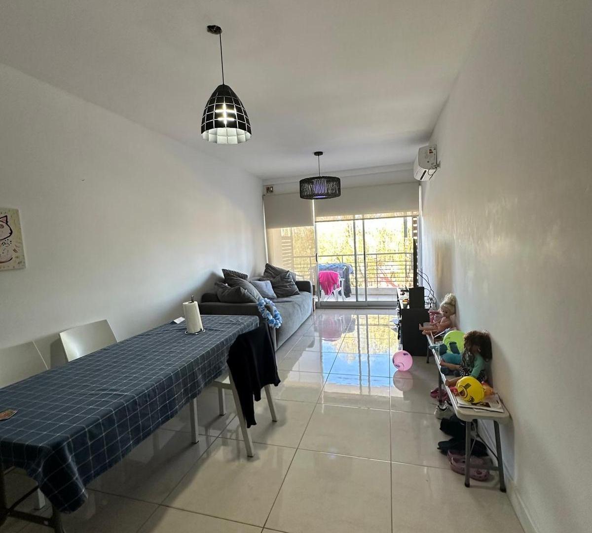 Departamento 2 ambientes con cochera y baulera en Tigre