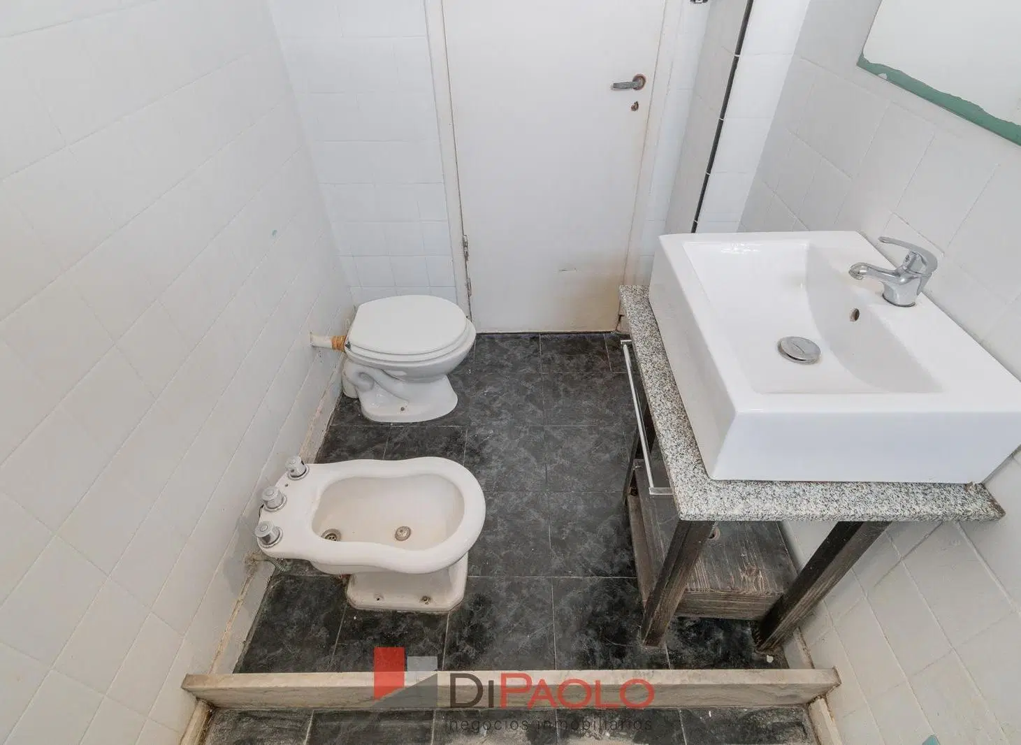 Alquiler departamento 2 ambientes con balcon en Saenz Peña 3