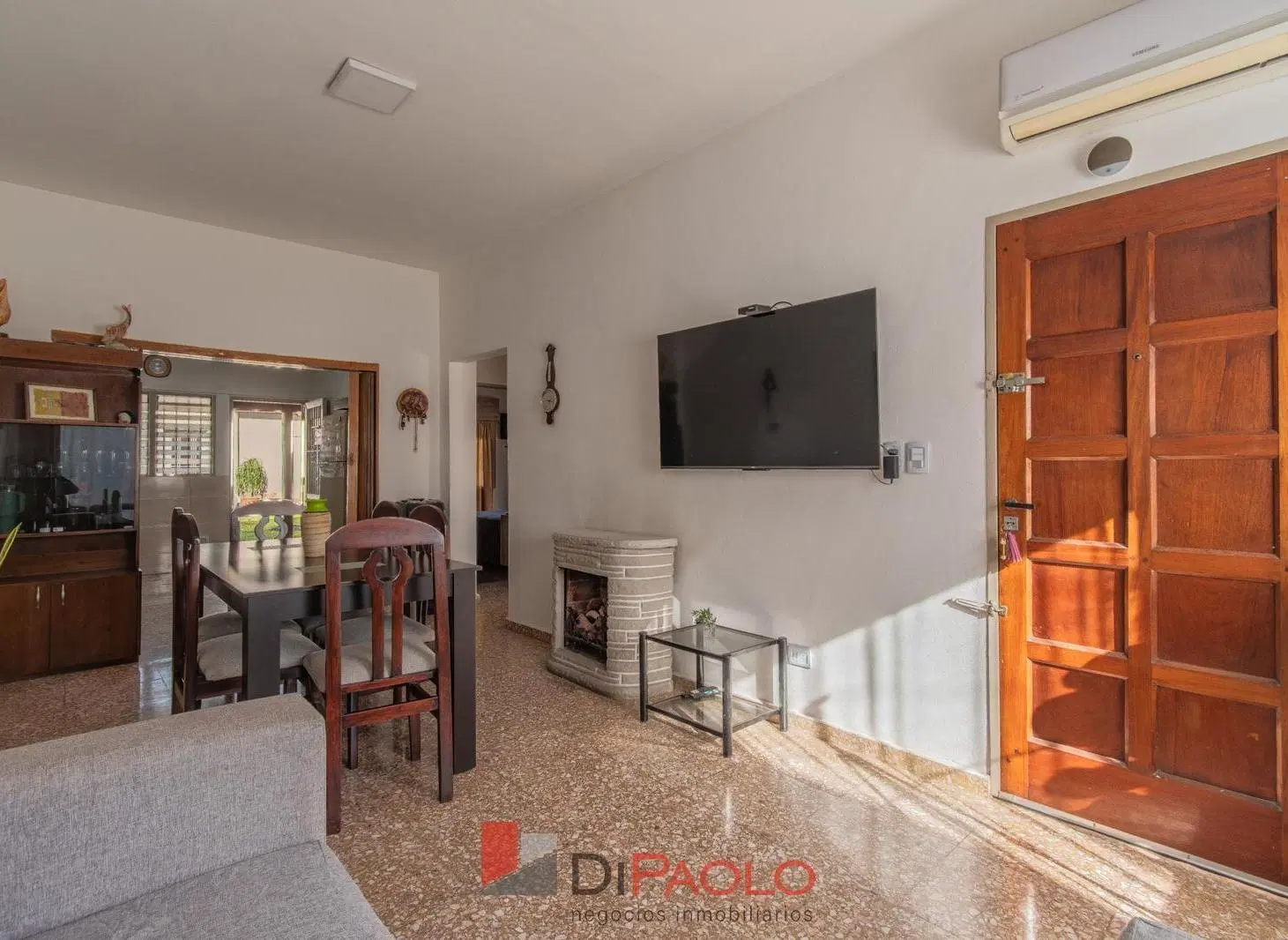 Venta casa 4 ambientes con jardin con quincho equipado  en Loma Hermosa 2