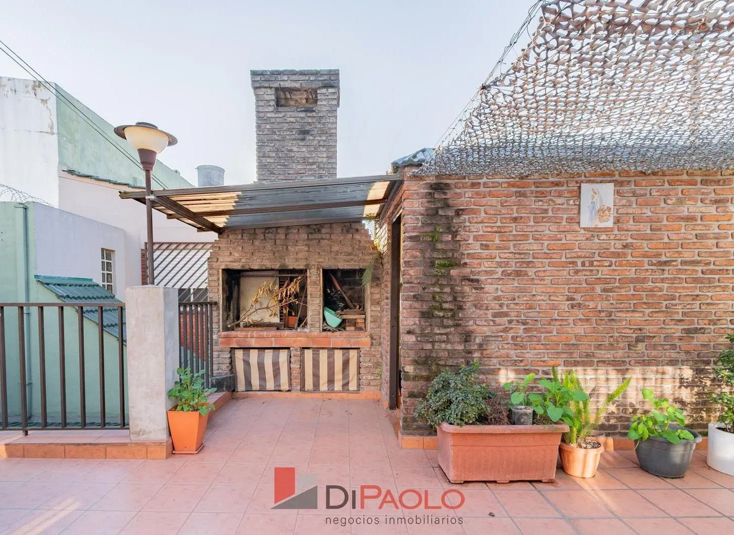 Venta PH 3 ambientes con cochera y terraza en Ciudadela 4