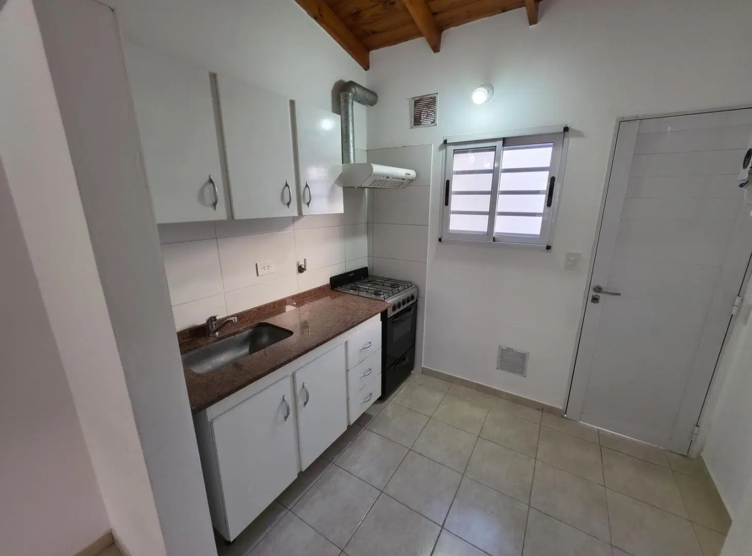 Alquiler Departamento 3 ambientes en V.Libertad con patio 4