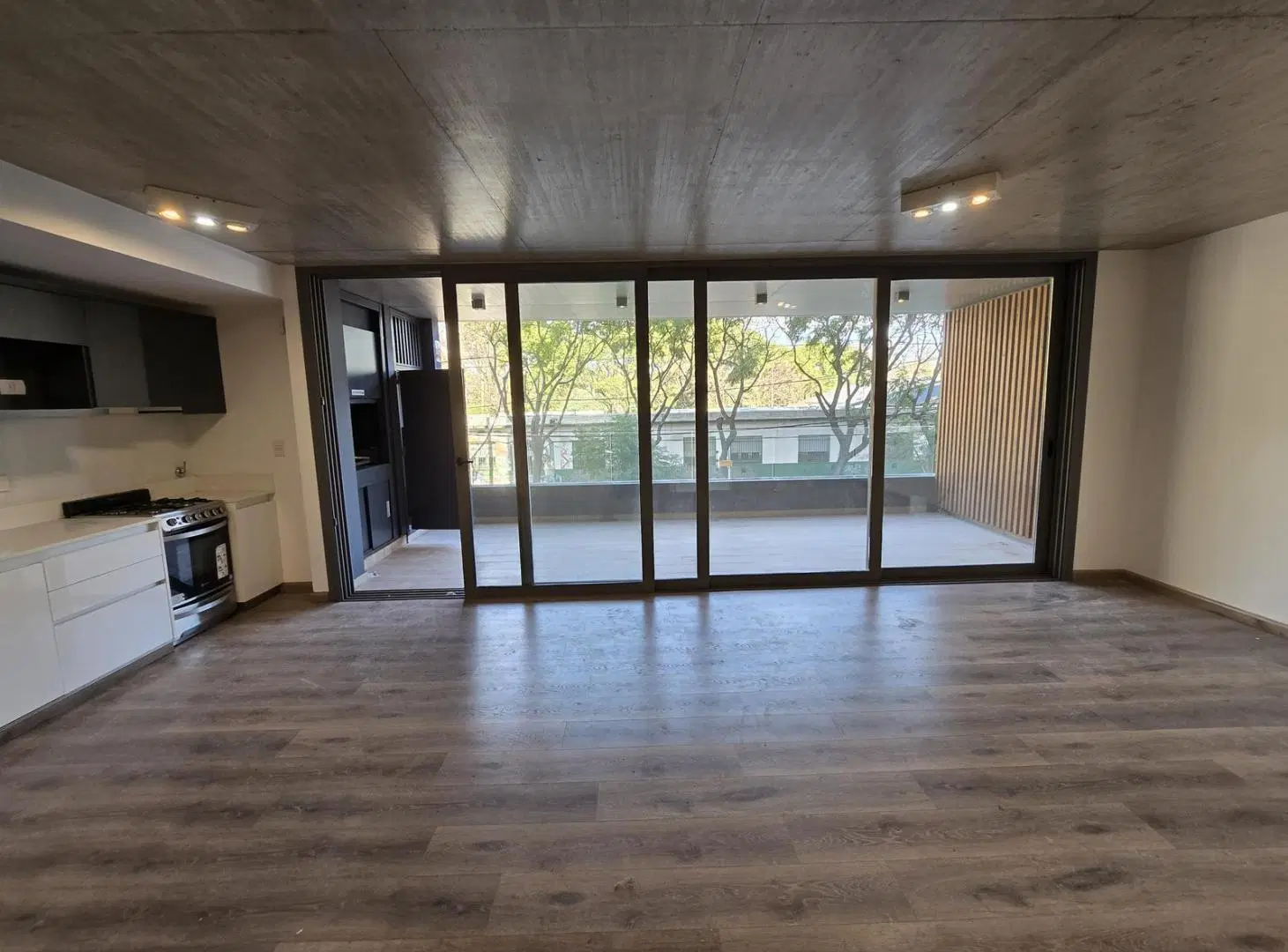 ALQUILER DEPARTAMENTO 3 AMBIENTES CON COCHERA 4