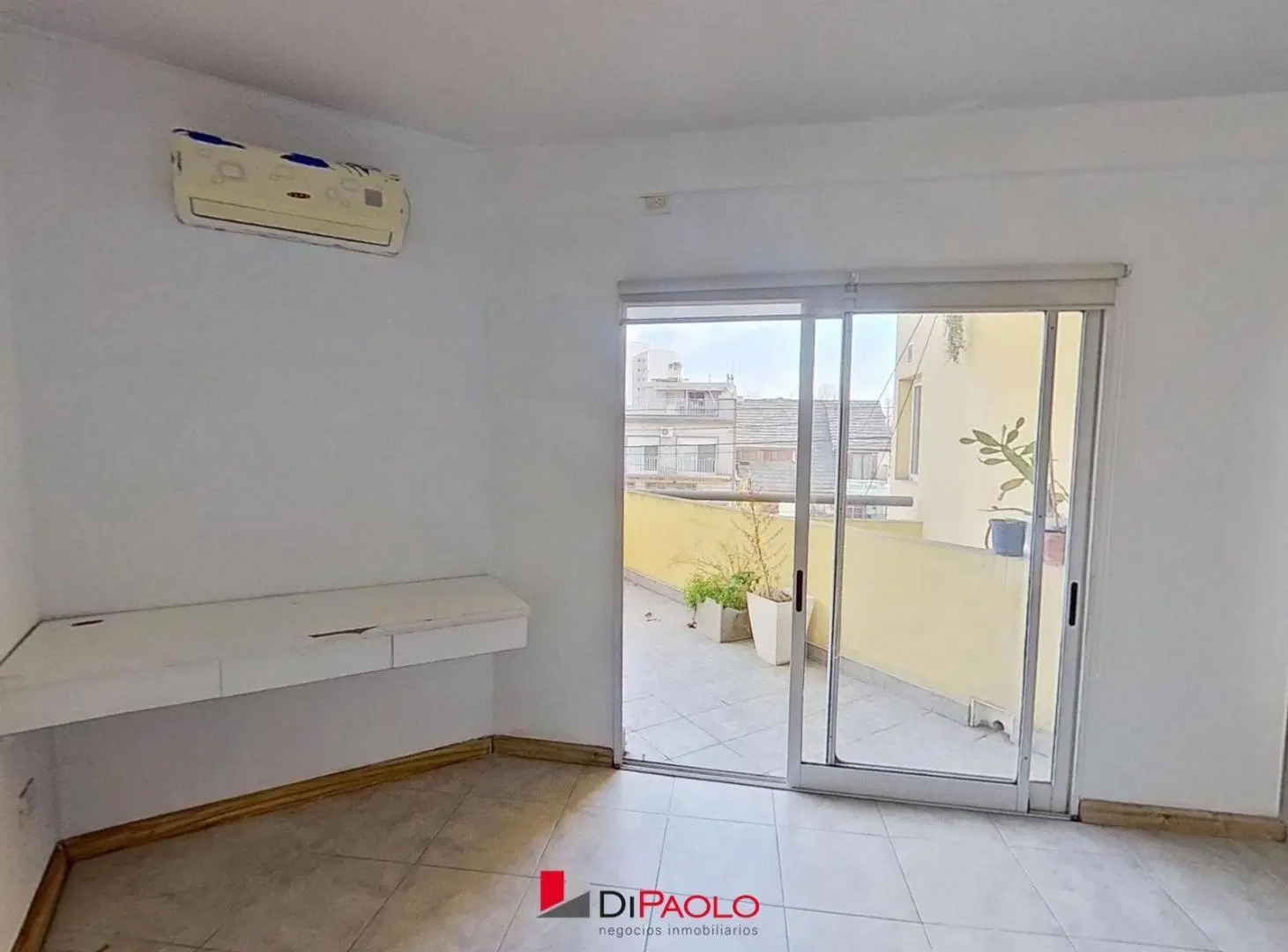 Venta Departamento 2 ambientes en Caseros 1
