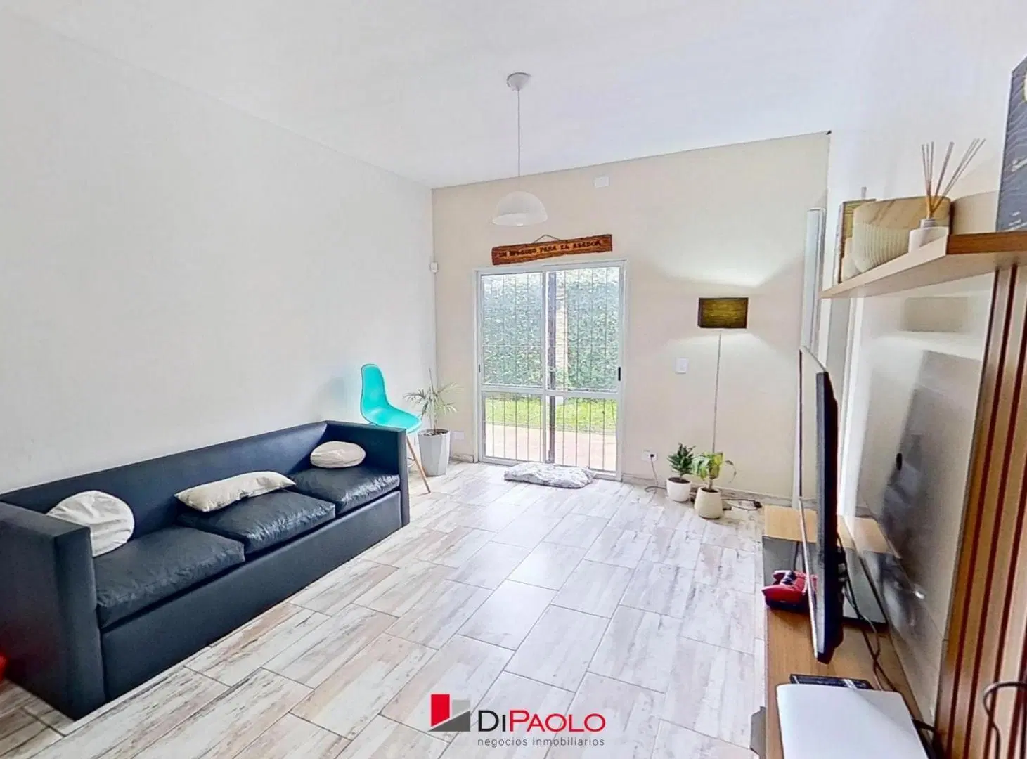 Casa 5 ambientes en LOMA HERMOSA 2