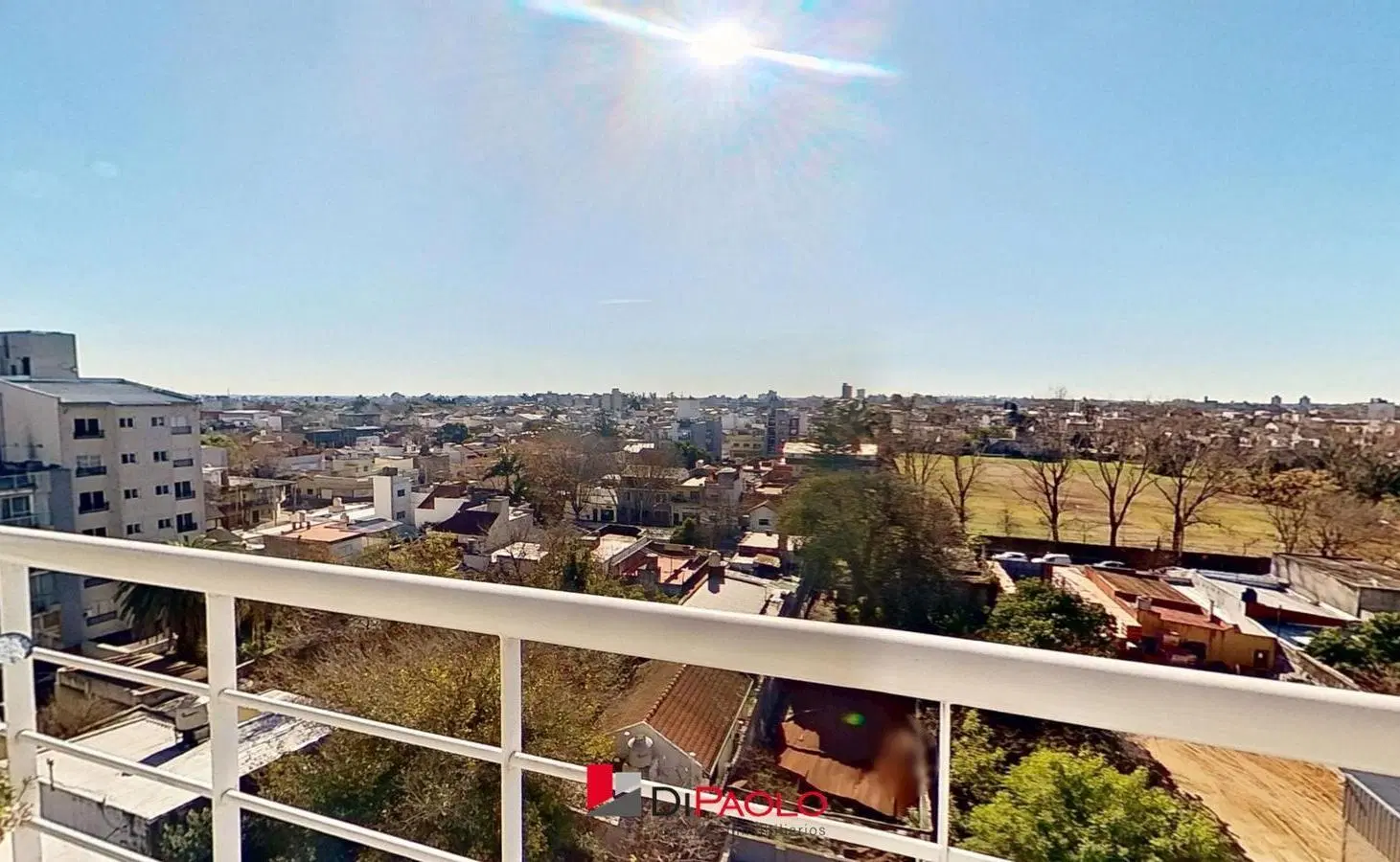 Venta Departamento 2 ambientes con cochera y amenities en Caseros 5