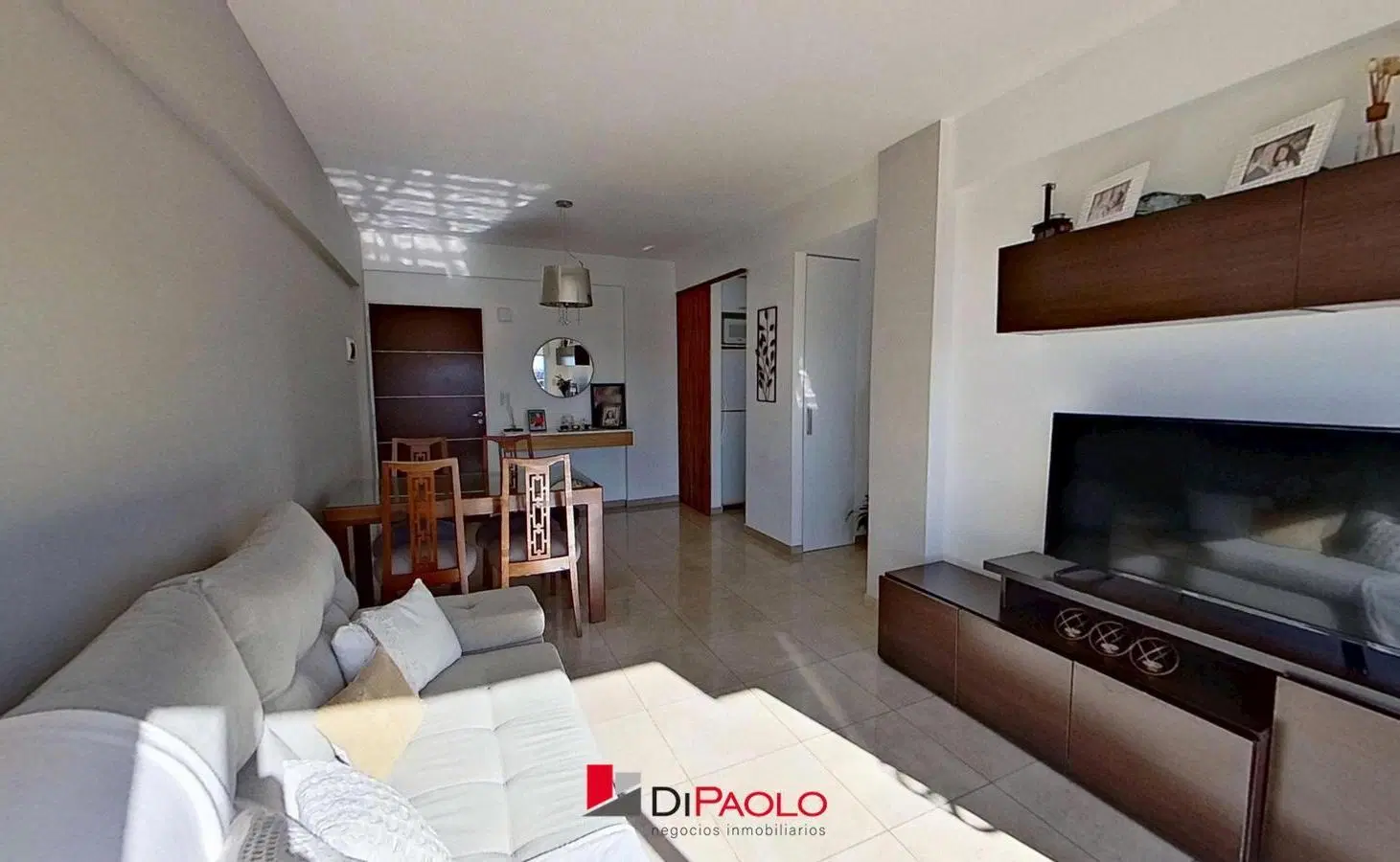 Venta Departamento 2 ambientes con cochera y amenities en Caseros 2