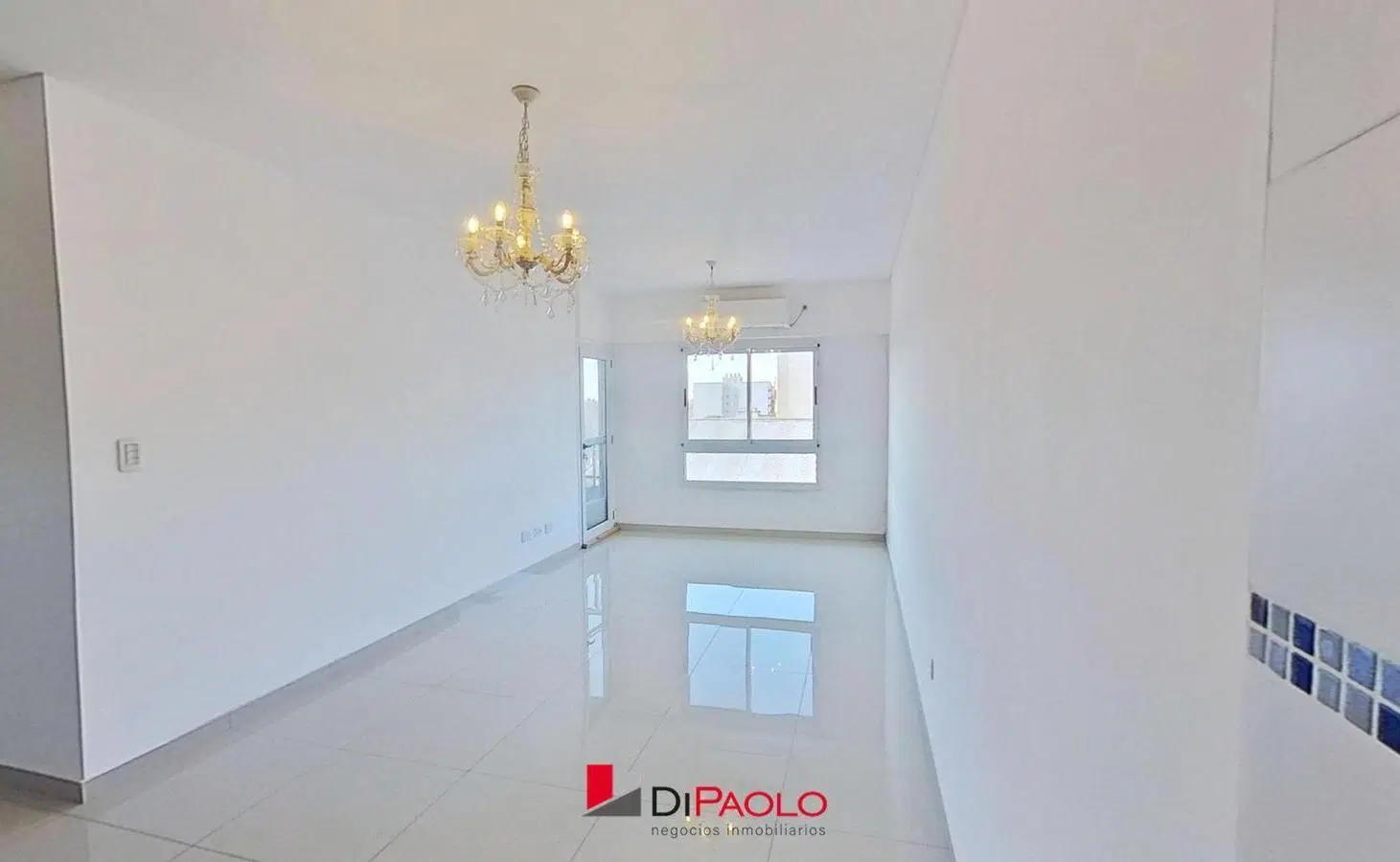 Venta Departamento 3 ambientes con terraza y dos cocheras en San Martin Centro 5