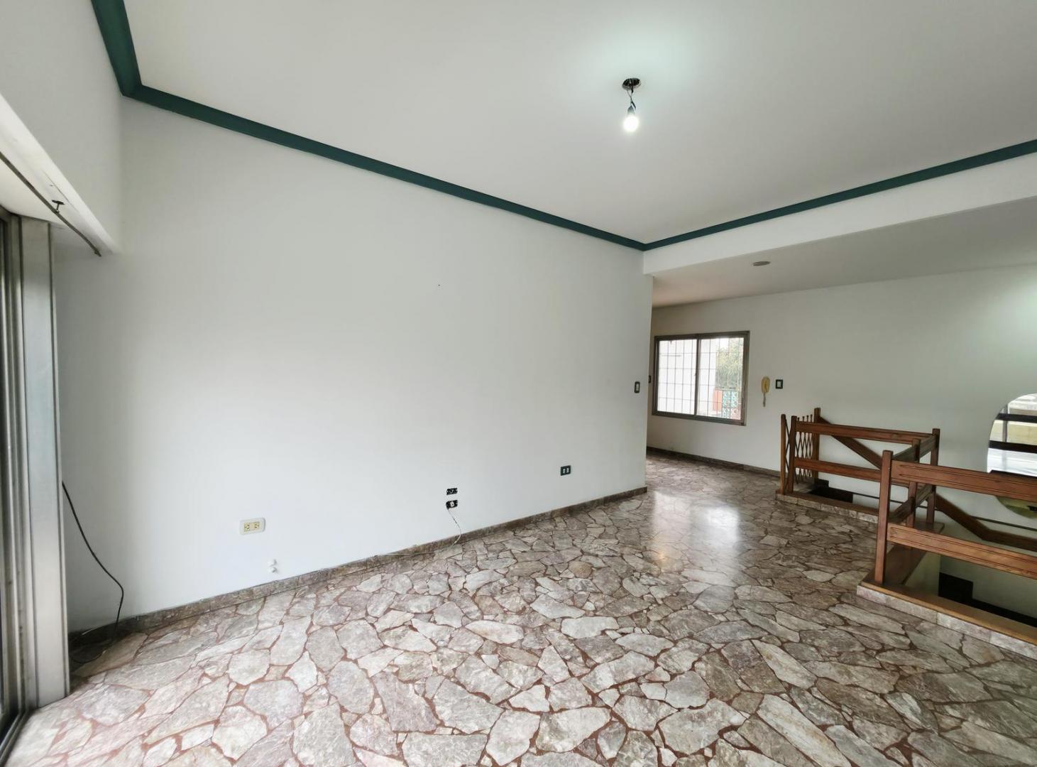 Foto de Alquiler Departamento 3 ambientes en Martin Coronado en planta alta con, imagen 5