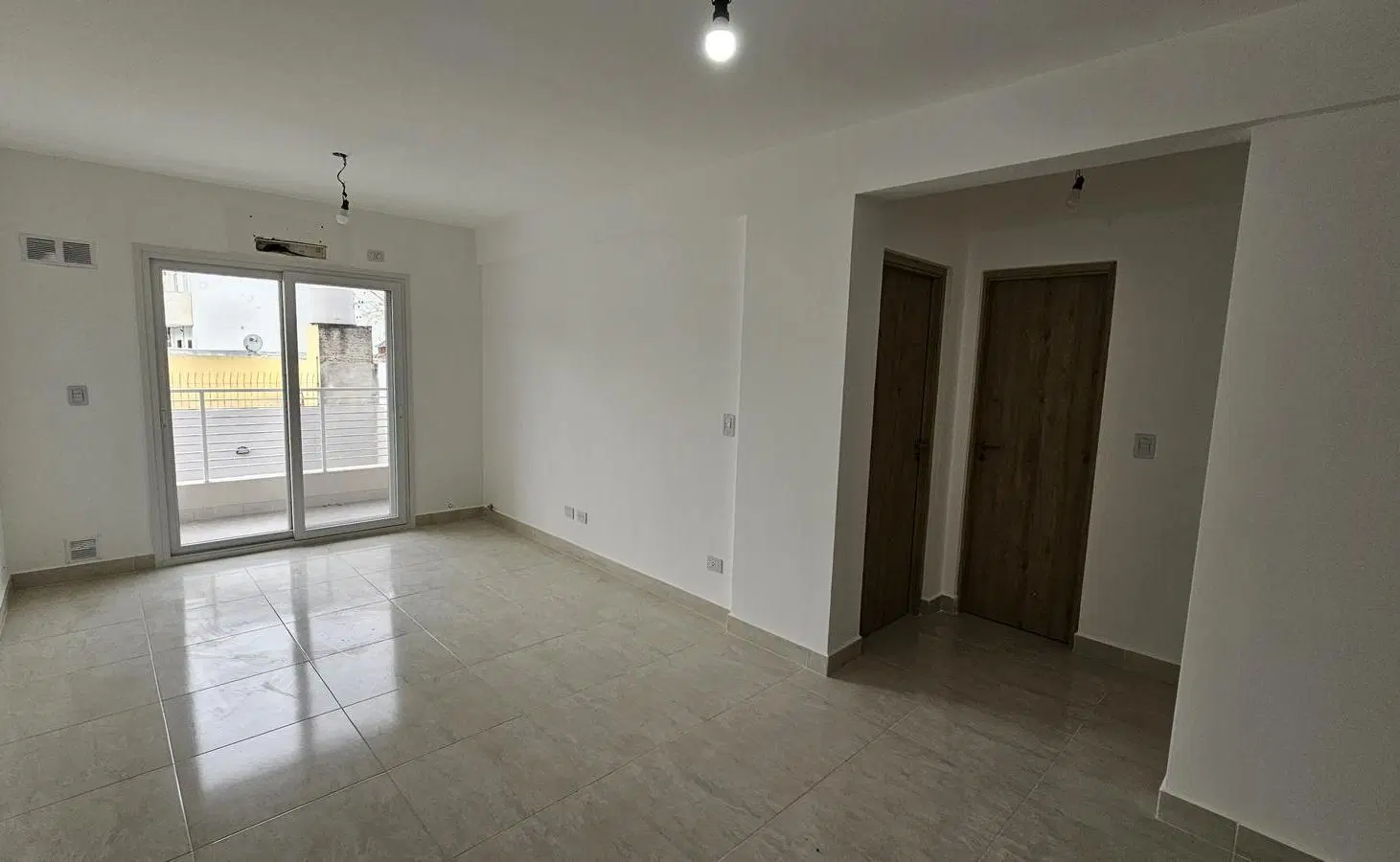 Alquiler Departamento 2 ambientes en Villa Bosch con balcon al contrafrente 4