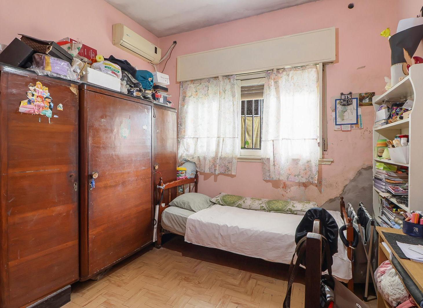 Foto de Venta Casa 3 amb con 2 cocheras al frente patio fondo-Caseros- Acepta, imagen 4