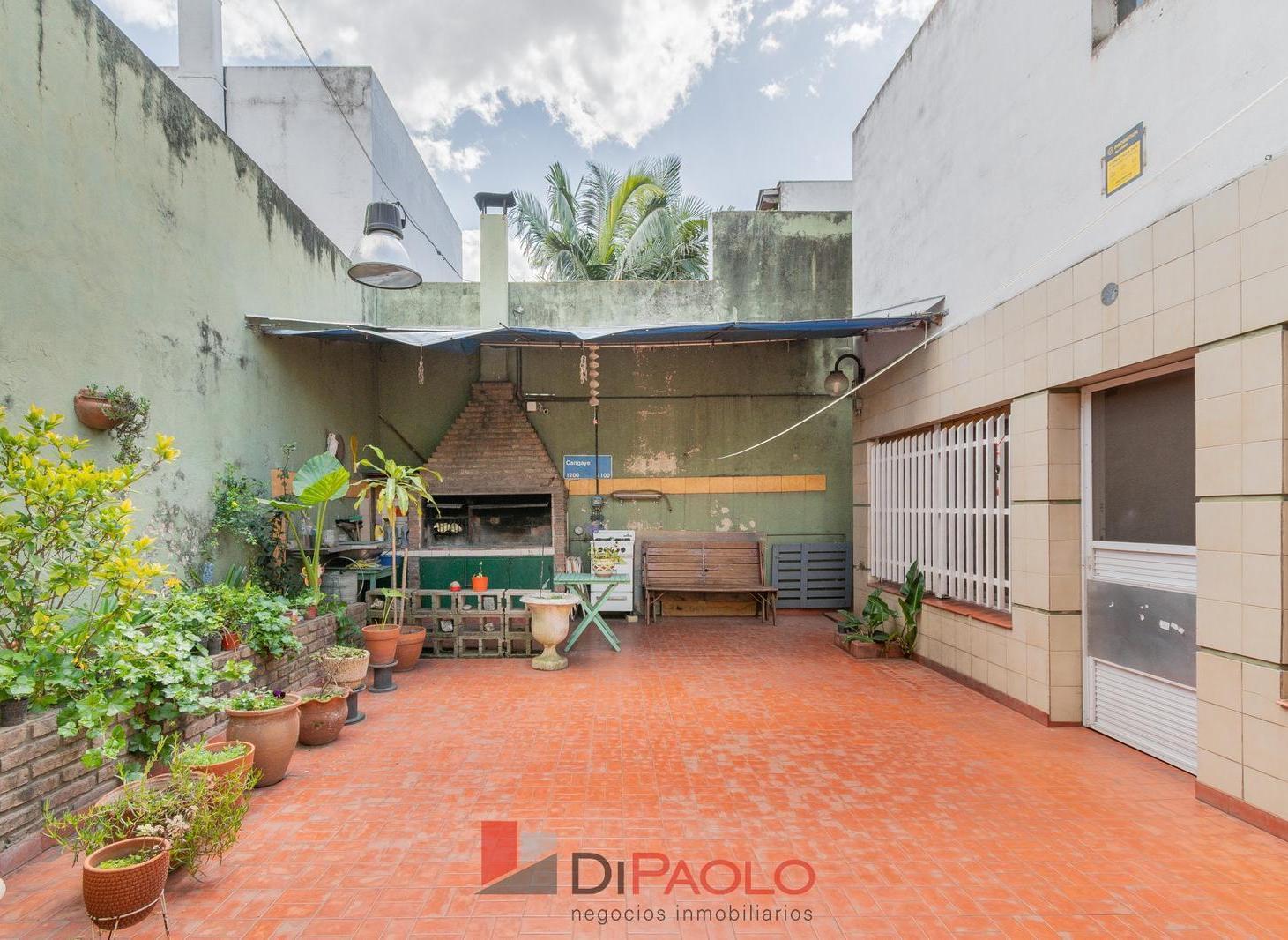 Foto de Venta Casa lote propio 4 ambientes con cochera, patio, quincho y, imagen 3