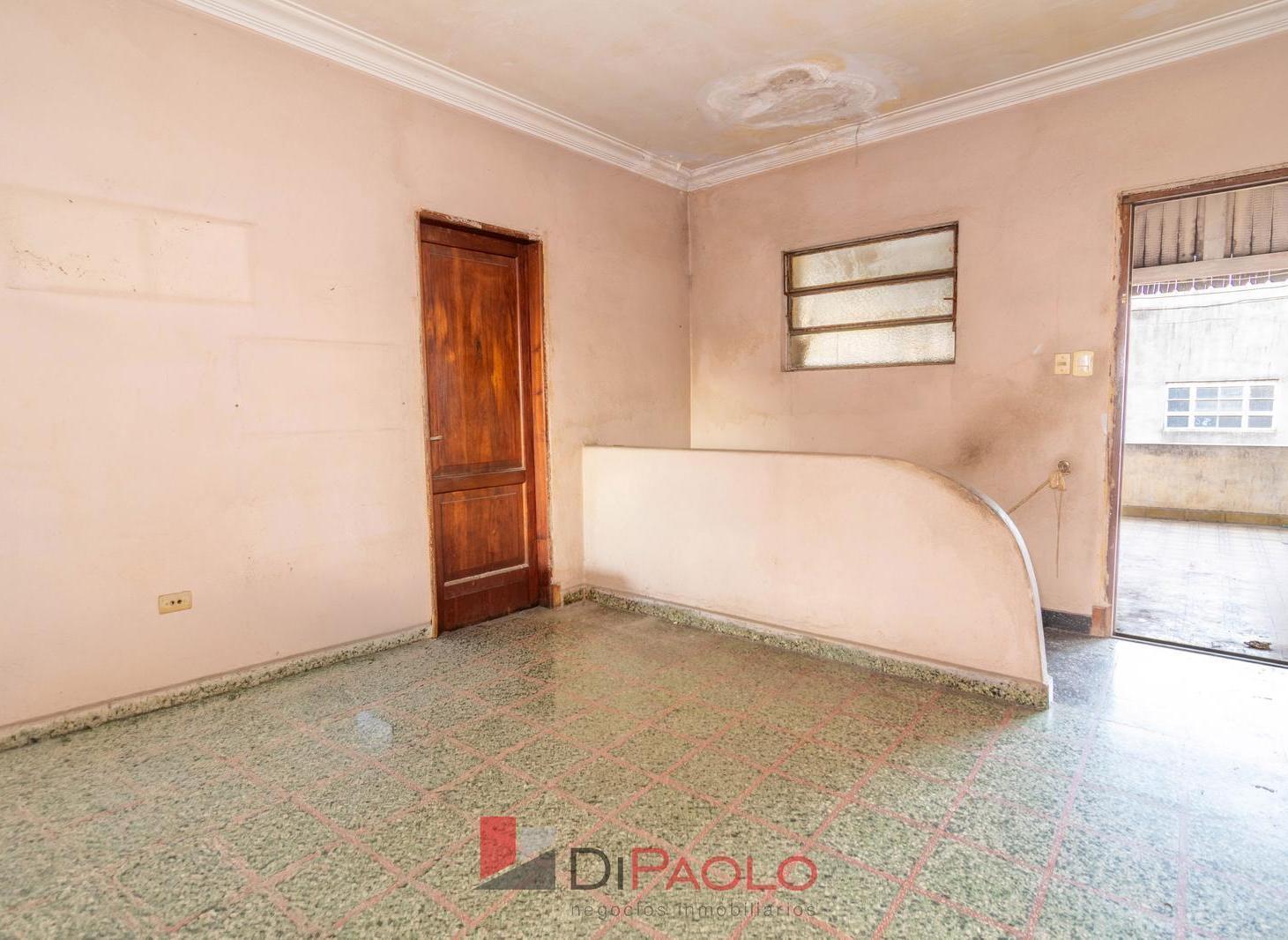 Foto de Venta de Casa 5 dormitorios en Villa Bonich con local y cochera, imagen 2