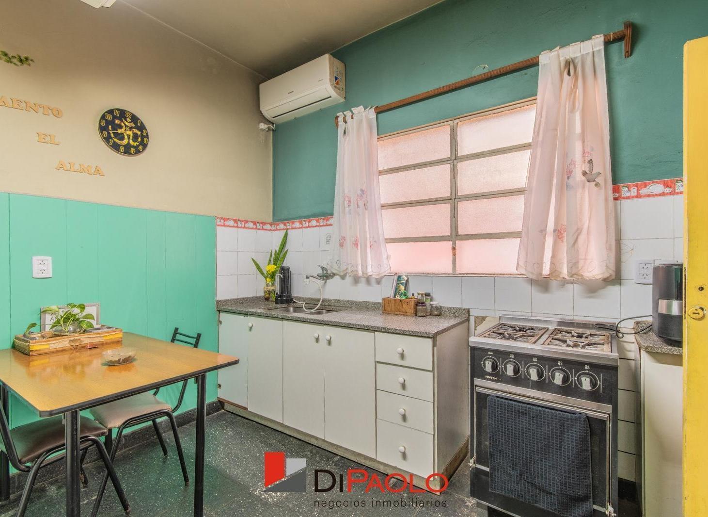 Foto de Venta casa 4 ambientes con dependencia, patio, cochera y terraza en, imagen 4