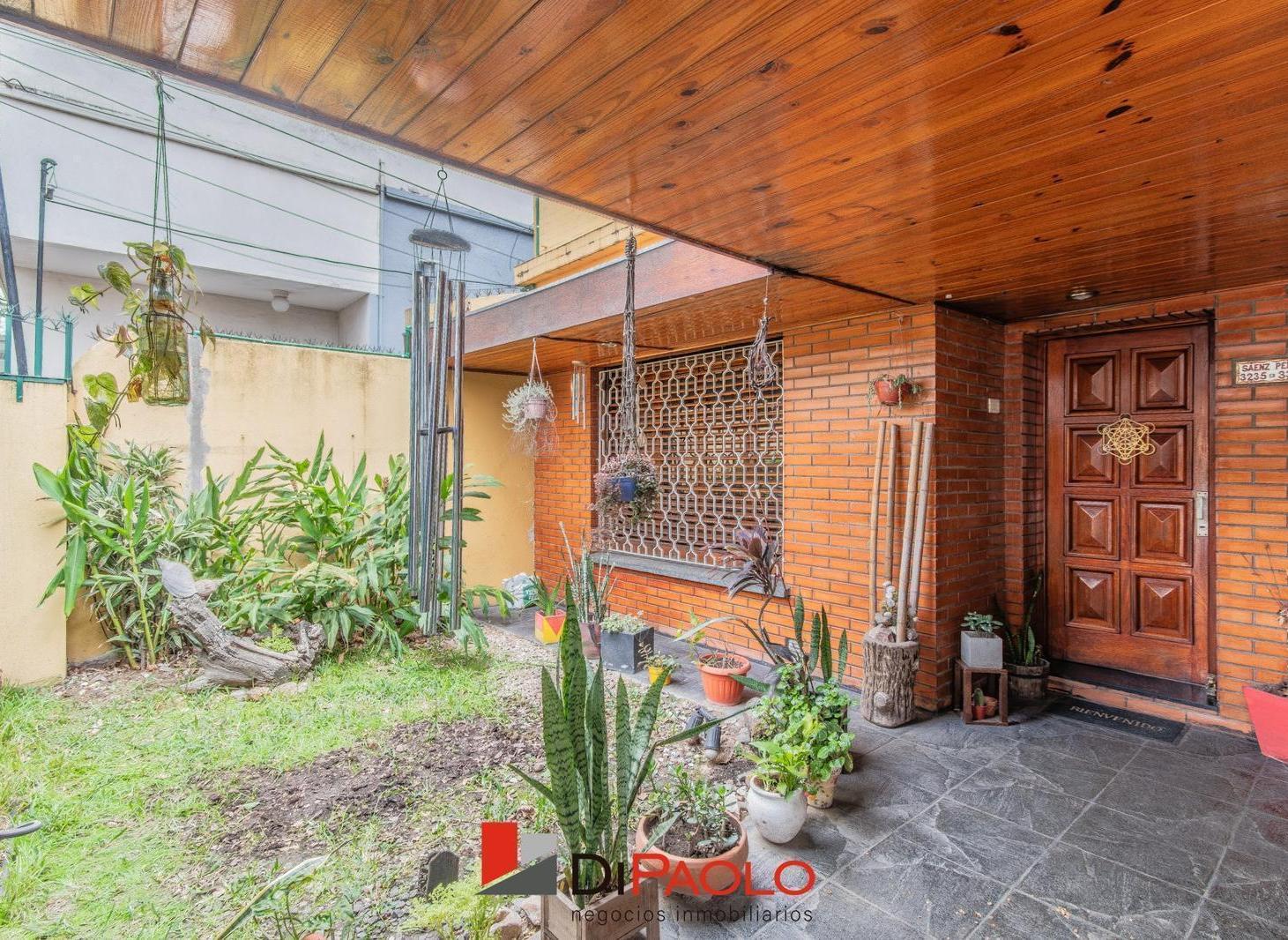 Foto de Venta casa 4 ambientes con dependencia, patio, cochera y terraza en, imagen 1