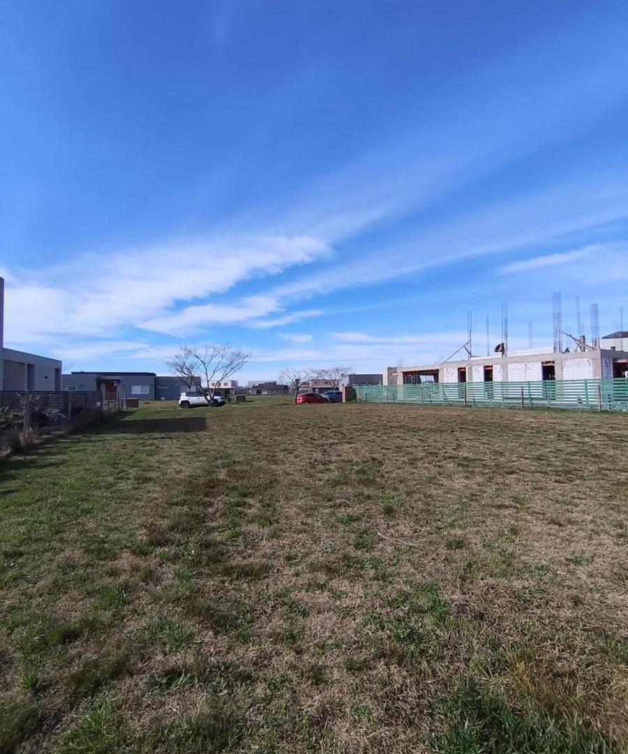 Foto de Venta Lote San Sebastian Pilar 1100 m2, imagen 4