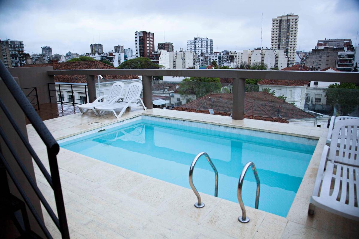 RETASADO Bustamante y Paraguay - 2 ambientes con terraza propia.
