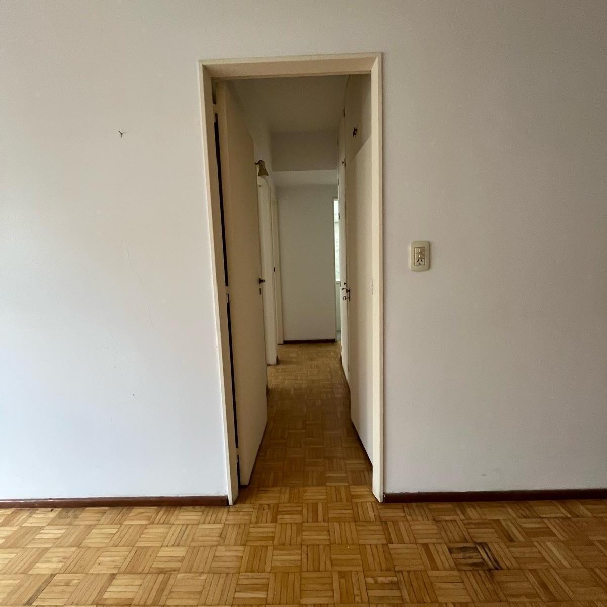 Departamento en Recoleta de Dos Dorm. Balcón Luz 2