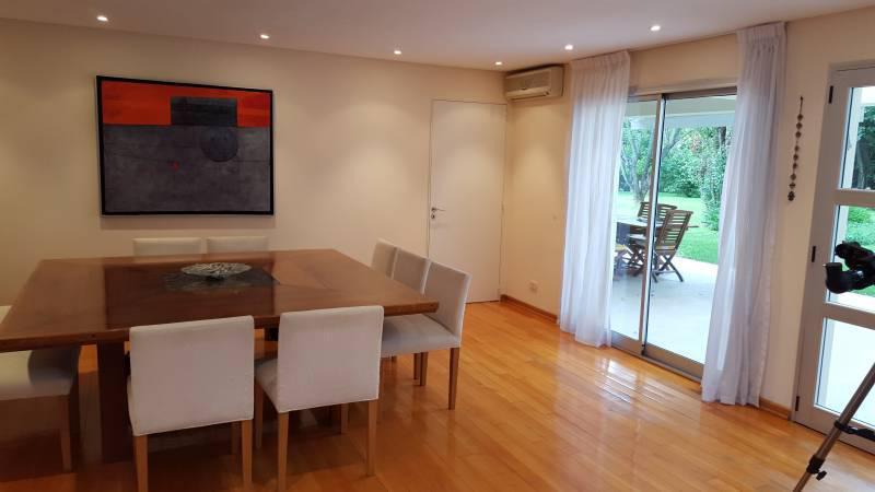 Casa en Venta en Villa Olivos, Escobar, G. B. a. Zona Norte 4