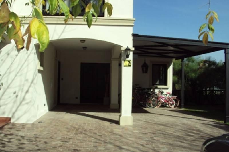 Casa en Venta en Villa Olivos, Escobar, G. B. a. Zona Norte 4