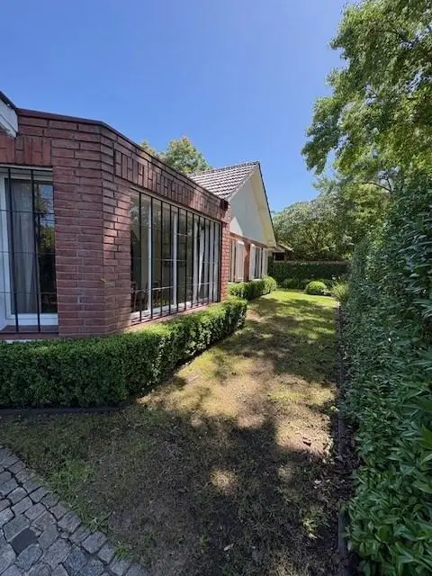 Casa  en Venta en Acassuso, San Isidro, G.B.A. Zona Norte 3