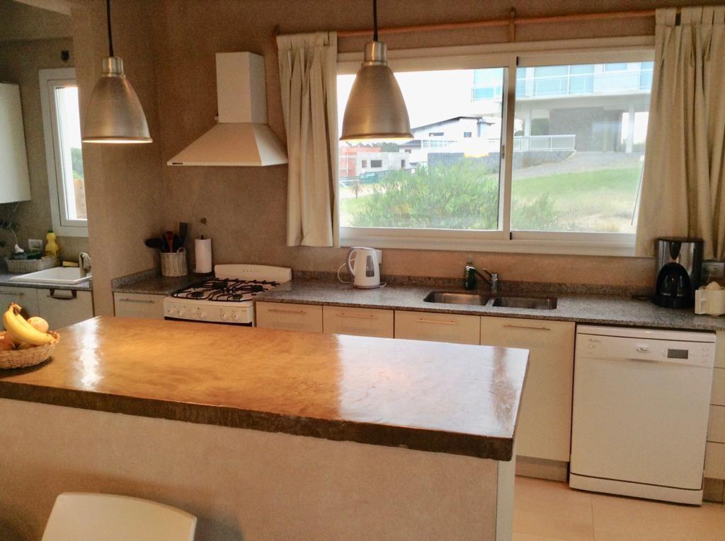 Foto de Casa Chalet en Alq. Temporario en Costa Esmeralda, Costa Atlántica, Buenos Aires, imagen 4