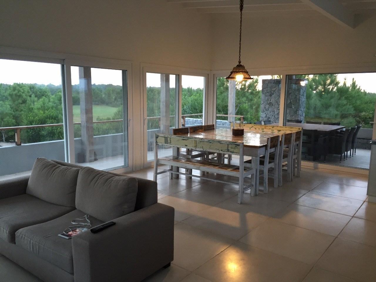 Foto de Casa Chalet en Alq. Temporario en Costa Esmeralda, Costa Atlántica, Buenos Aires, imagen 1