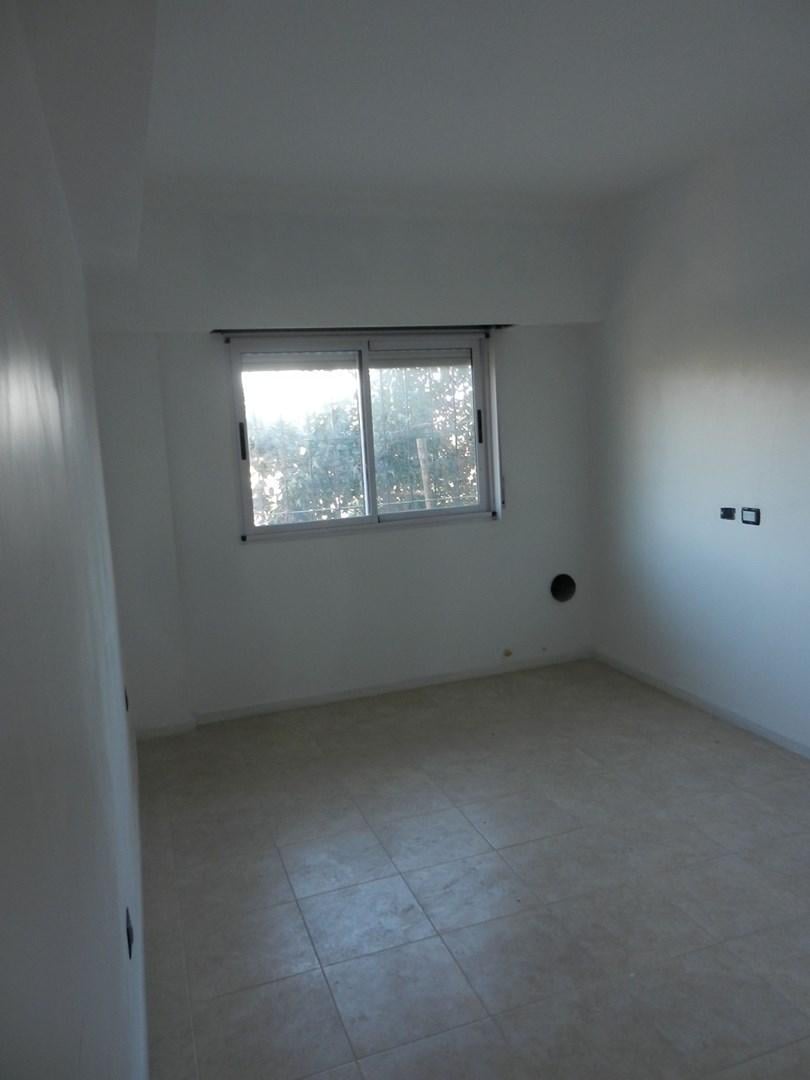Foto de Departamento en Alquiler en Ing. Maschwitz, Escobar, G.B.A. Zona Norte, imagen 2