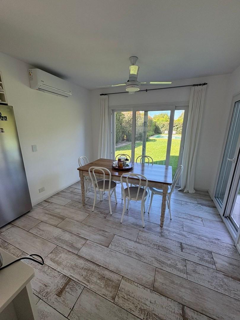 Foto de Casa Chalet en Alq. Temporario en Santa Barbara, Tigre, G.B.A. Zona, imagen 2
