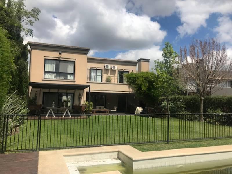 Foto de Casa en Venta en Santa Barbara, Tigre, G.B.A. Zona Norte, imagen 4
