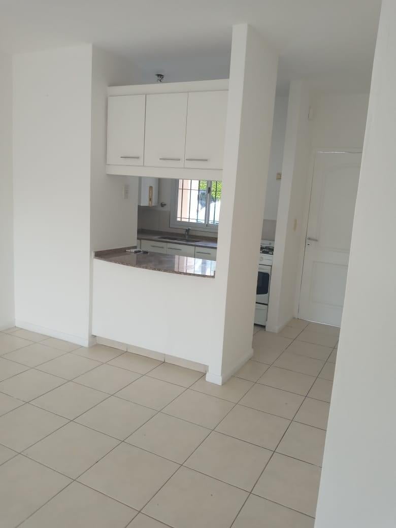Foto de Departamento en Venta en Pilar Centro, Pilar, G.B.A. Zona Norte, imagen 3