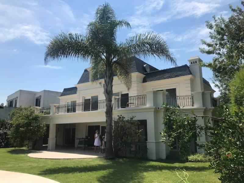 Foto de Casa en Alquiler en Santa Barbara, Tigre, G.B.A. Zona Norte, imagen 1