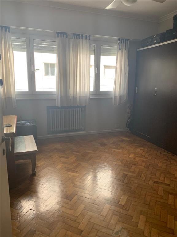 Excelente Piso en Esquina en Impecable Estado con Muchas Luz y Sol 5