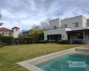 Excelente Casa en San Carlos C.C 3