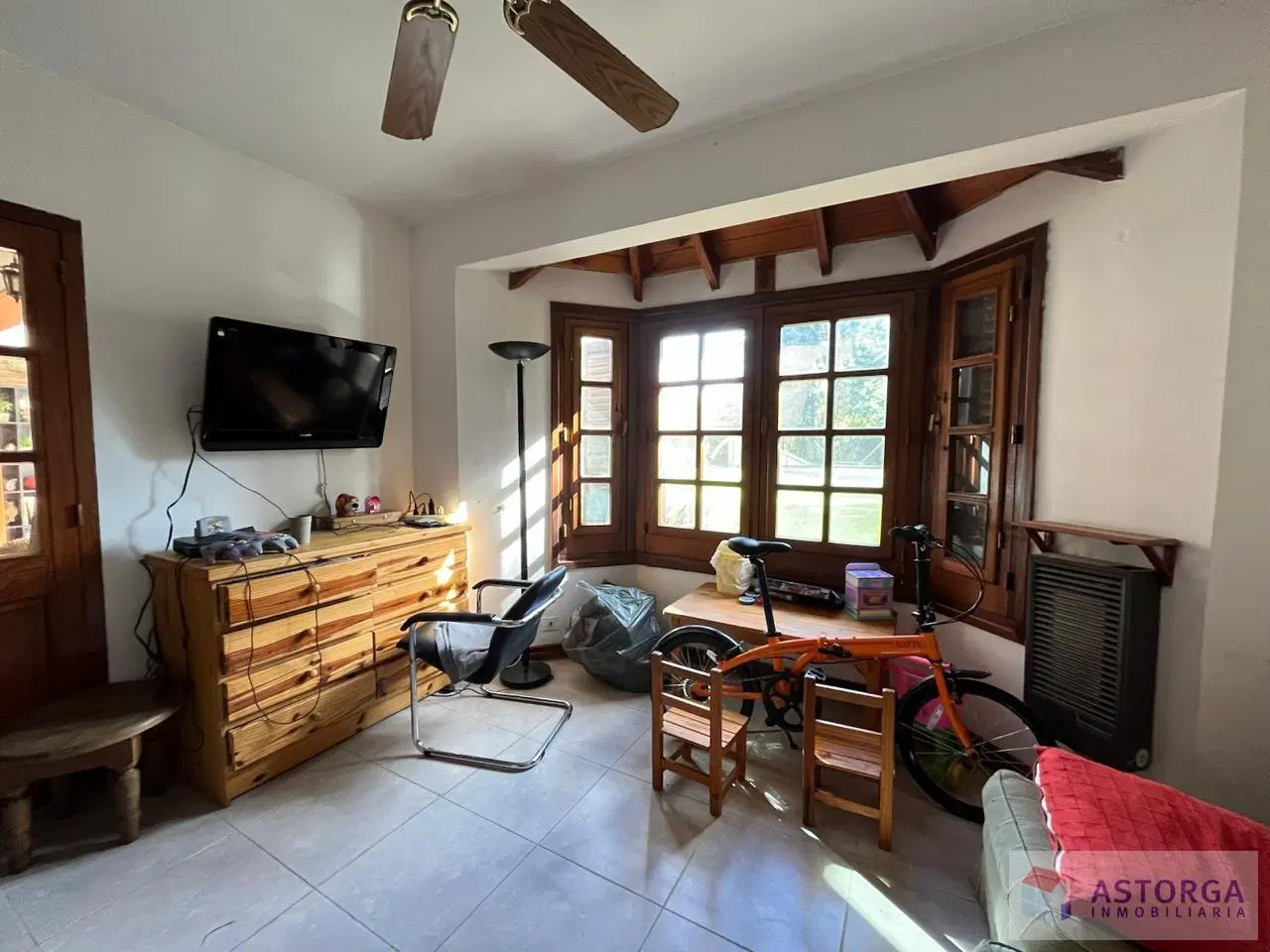 Excelente casa en San Carlos C.C. 1