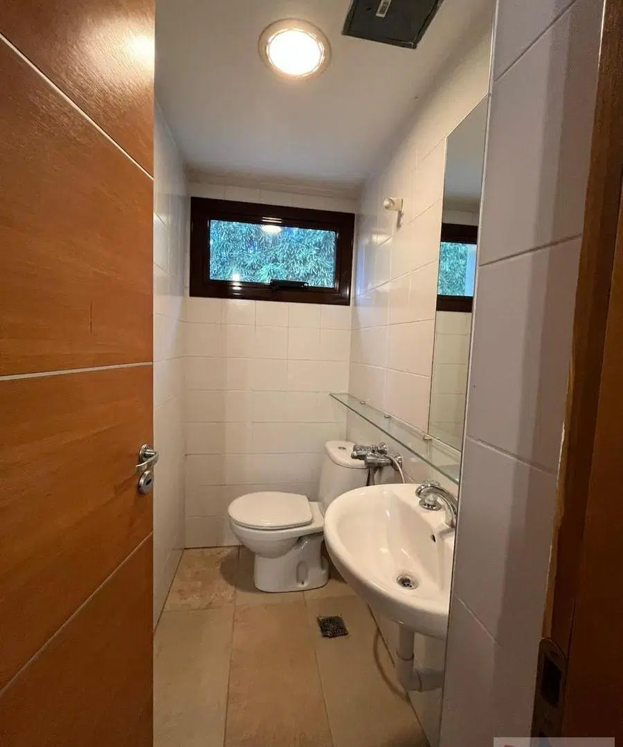 Excelente casa muy luminosa en San Carlos C.C 3