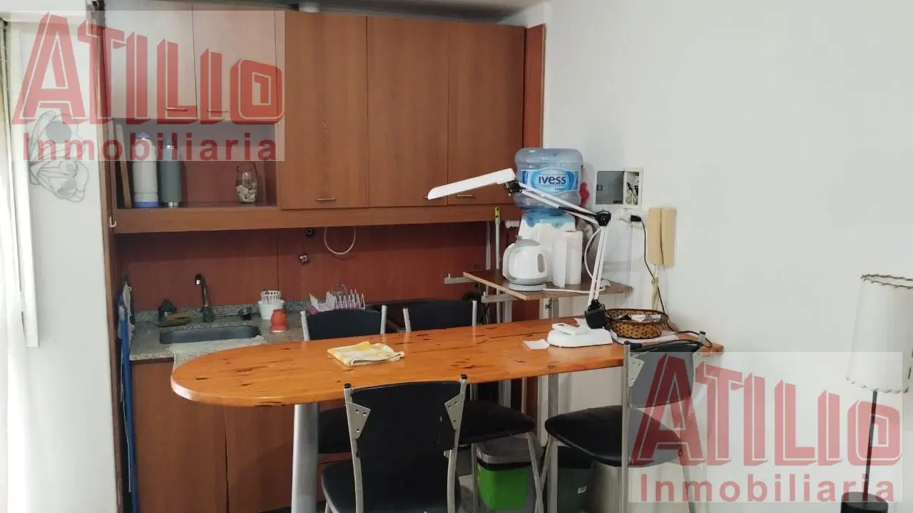 Departamento venta 2 amb. en Cabildo. Apto Prof/Consult. Ofic. etc 5