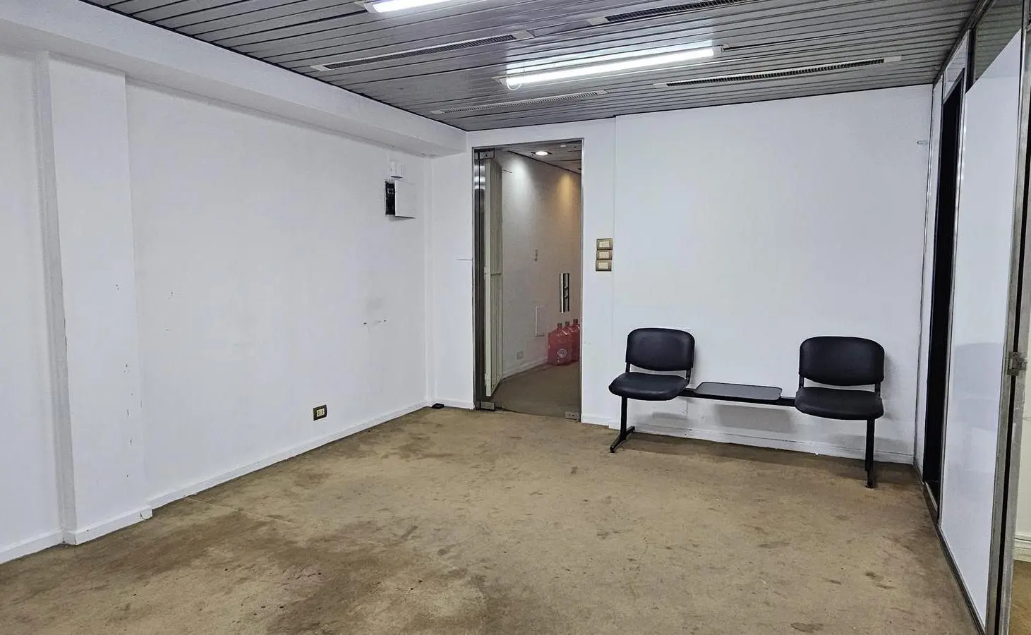 Triubnales - Semipiso - Oficina 83 m2 5