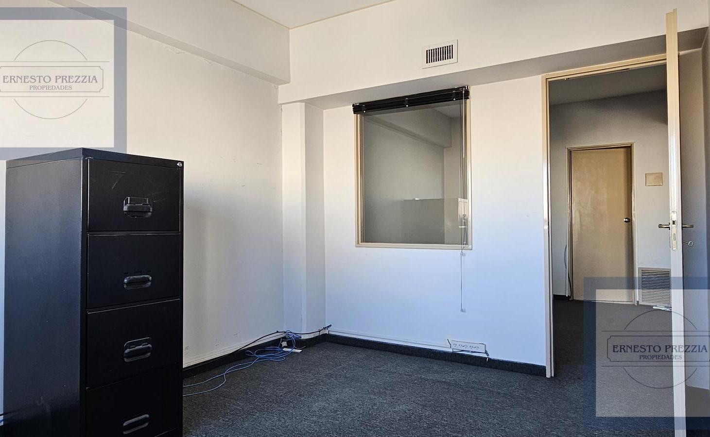 Foto de OFICINA | 70 M² | 3 PRIVADOS AREA TRABAJO | MUY LUMINOSA | TRIBUNALES, imagen 2