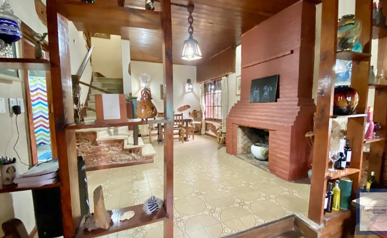Foto de Venta Casa 4 Ambientes en San Isidro con Jardín, Quincho y Parrilla, imagen 1